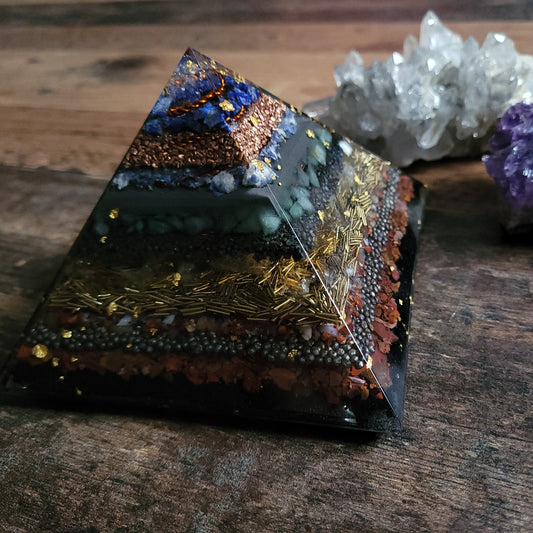 Orgonique Chakra-Pyramide, 8-seitig