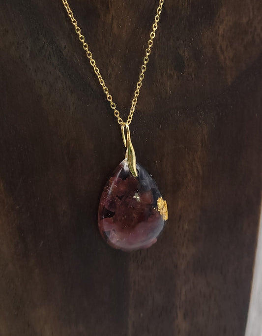 luxurious Orgonique Schutz-Amulett, Rubin "Herzenergie"