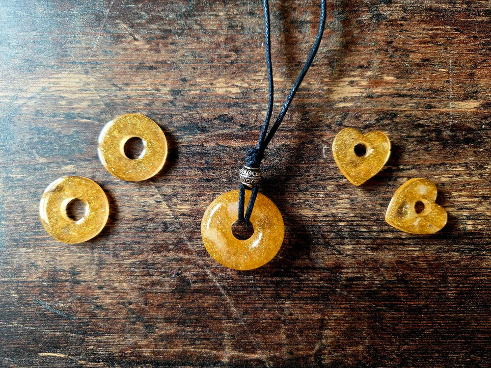 Orgonique Sonnen-Amulett & 2 Paar Ohrring-Anhänger